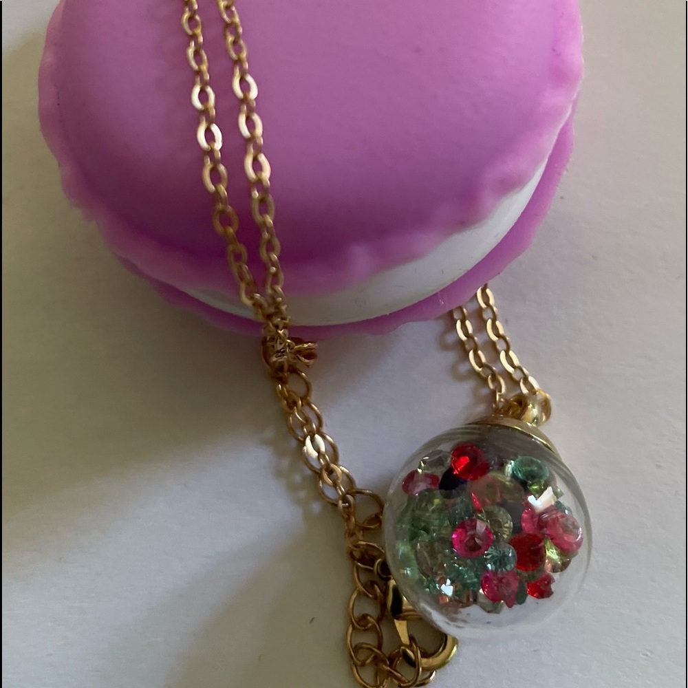 Crystal multi color necklace